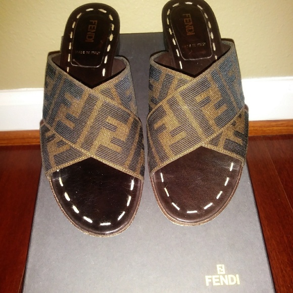 *SOLD*Authentic Fendi Sandals* - Picture 3 of 5
